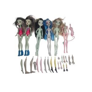 Lot of Monster High Dolls and Parts From 2008, 2011, 2015
